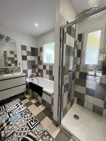 BREUILLET , proche centre bourg. EXCLUSIF ! Breuillet