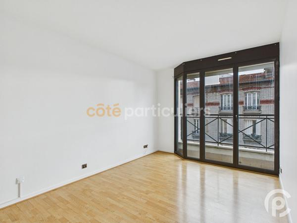 Location Appartement66 m² - 3 Pièces - CLAMART (92140)
