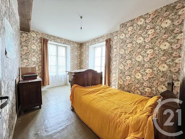 Maison à vendre  8 pièces - 143,05 m2 ST SAUVEUR - 86