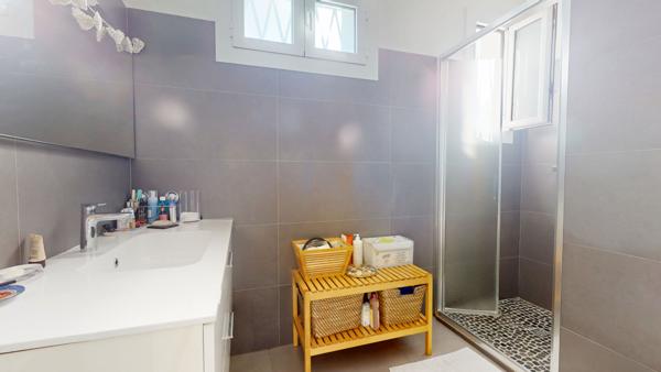 Maison à vendre |  Villeneuve-Loubet |  6 pièces | 146,7 m²