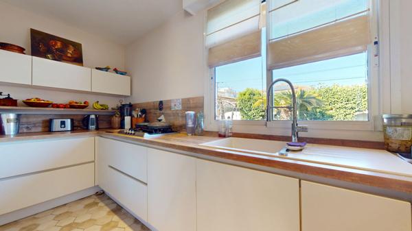 Maison à vendre |  Villeneuve-Loubet |  6 pièces | 146,7 m²