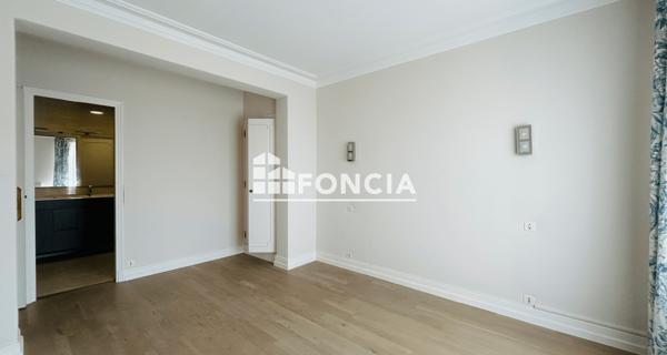 À vendre Appartement 5 pièces 111.06 m² - Poitiers 86000