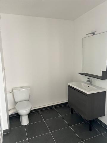 Location Appartement 2  pièces 43 m² Magnanville