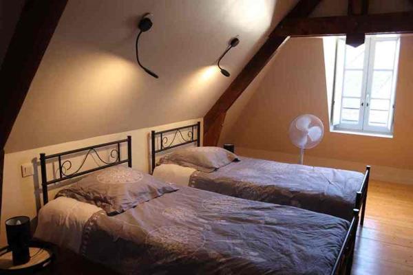 Maison à louer 775 € CC Terrasson-Lavilledieu 3 p 63 m² DPE B