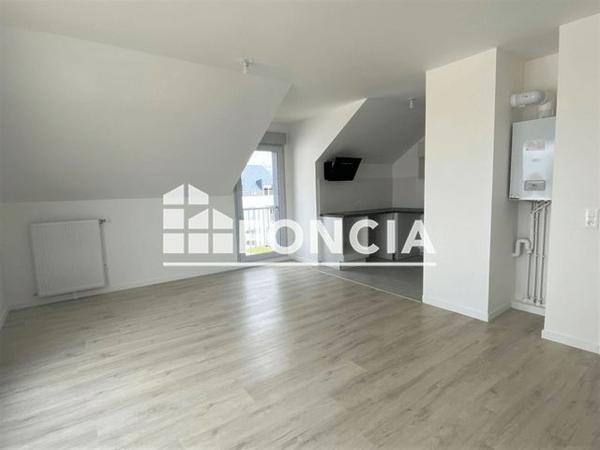Location Appartement 2 pièces 51.6 m² - 54 BIS RUE DU CHENE Combs La Ville 77380