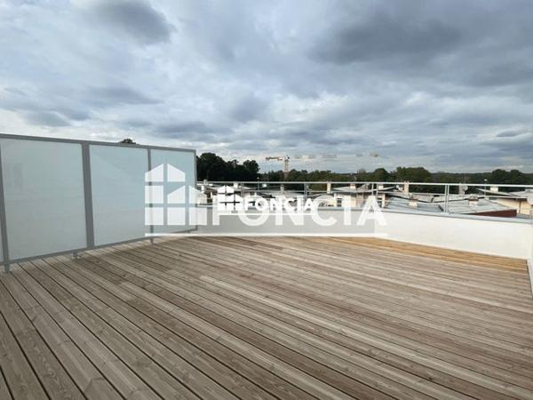 Location Appartement 2 pièces 51.6 m² - 54 BIS RUE DU CHENE Combs La Ville 77380