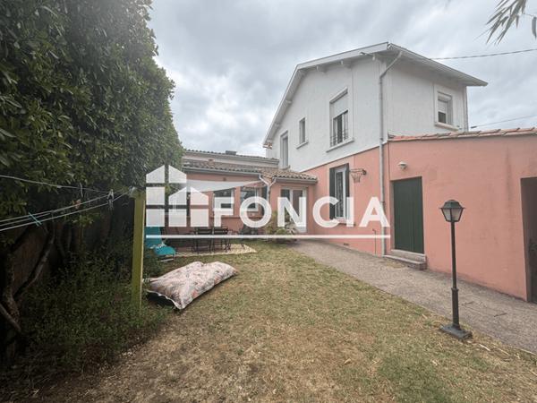 Location Maison 6 pièces 127.46 m² - Angouleme 16000