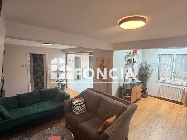 Location Maison 6 pièces 127.46 m² - Angouleme 16000