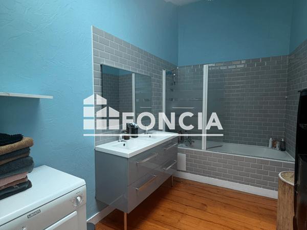 Location Maison 6 pièces 127.46 m² - Angouleme 16000