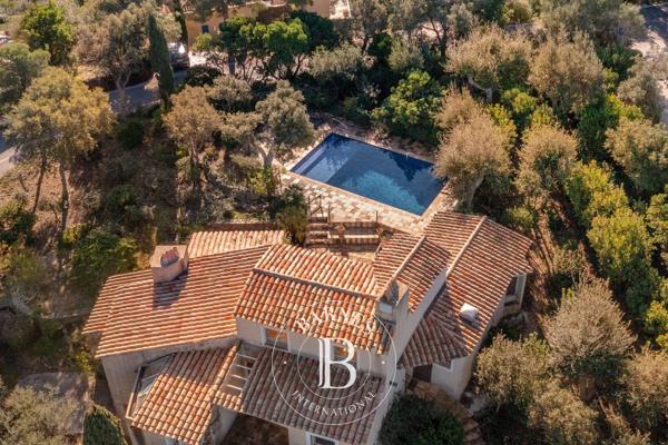 Bormes-les-Mimosas, Propriété  150 m² à vendre