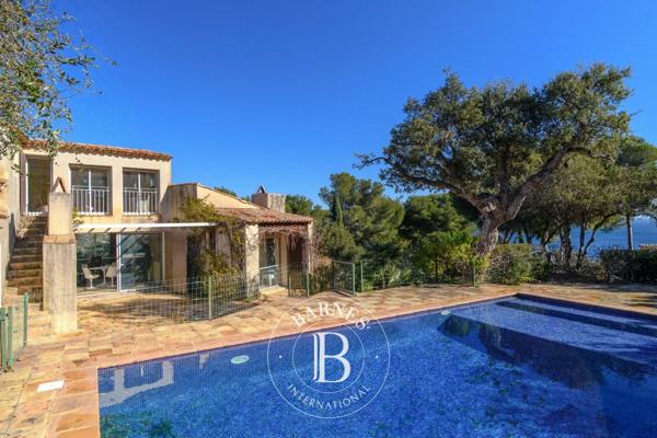 Bormes-les-Mimosas, Propriété  150 m² à vendre