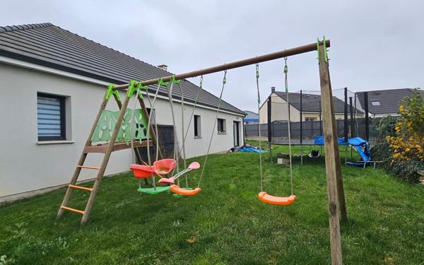 Maison à vendre    5 pièces •  Écos