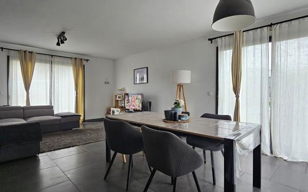 Maison à vendre    5 pièces •  Écos