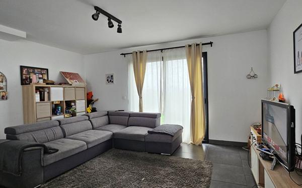 Maison à vendre    5 pièces •  Écos