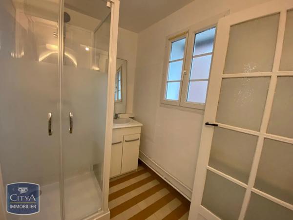 Appartement à louer 2 pièces 55.67m²