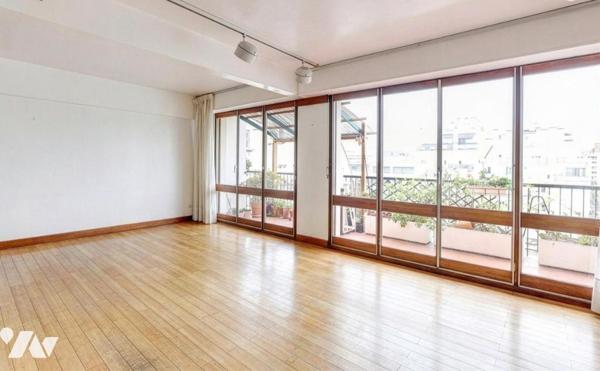 Appartement 4 pièces vue Tour Eiffel