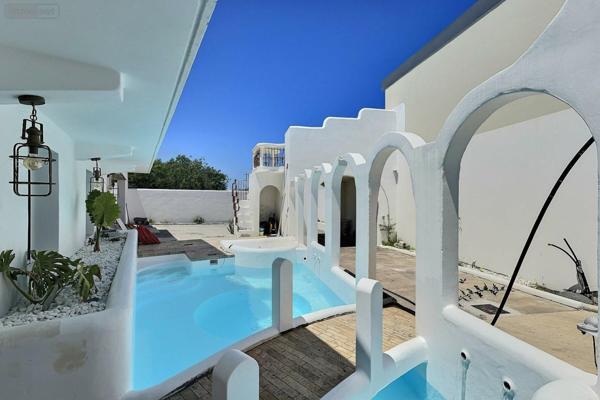 Grande propriété à vendre à Saint-Joseph à la Réunion (97480), ref : 97424/253