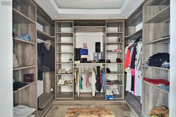 Grande propriété à vendre à Saint-Joseph à la Réunion (97480), ref : 97424/253