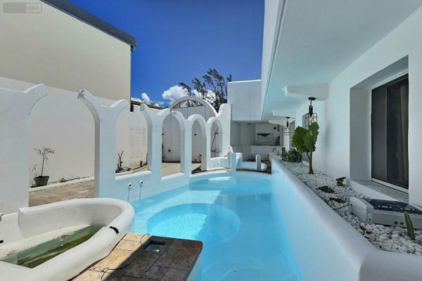 Grande propriété à vendre à Saint-Joseph à la Réunion (97480), ref : 97424/253