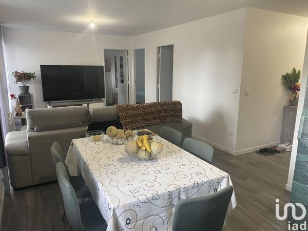 Location appartement 4 pièces 72 m² Coubert