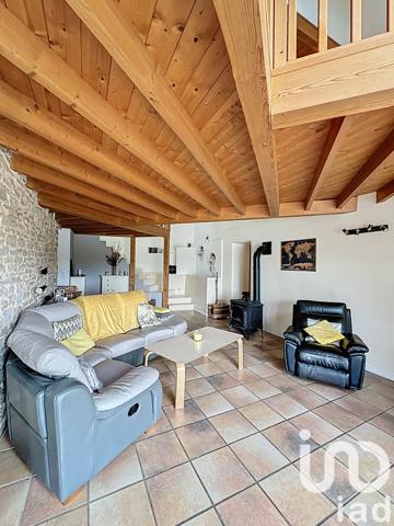 Maison à vendre 8 pièces 238 m² Montlainsia