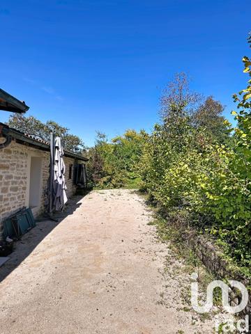 Maison à vendre 8 pièces 238 m² Montlainsia