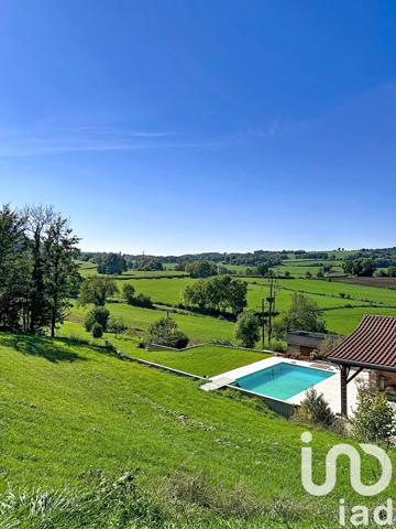 Maison à vendre 8 pièces 238 m² Montlainsia