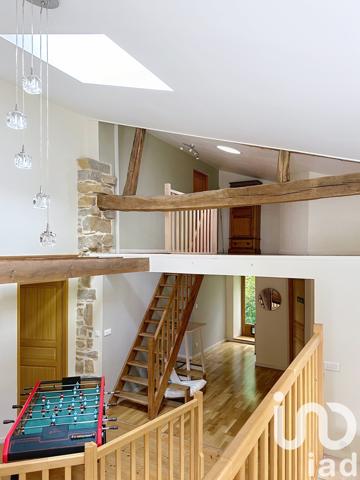 Maison à vendre 8 pièces 238 m² Montlainsia