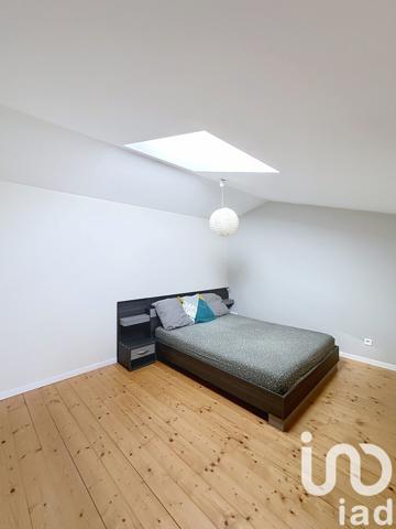 Maison à vendre 8 pièces 238 m² Montlainsia