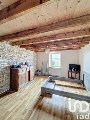 Maison à vendre 8 pièces 238 m² Montlainsia