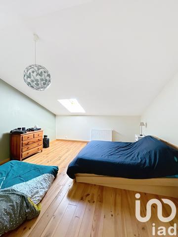 Maison à vendre 8 pièces 238 m² Montlainsia