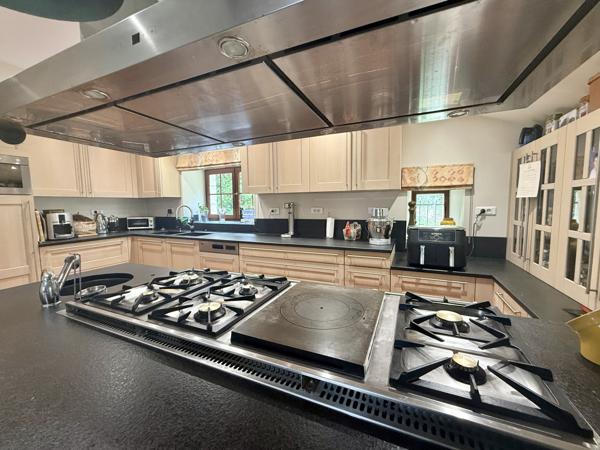 Bourg-de-Visa (82190) TARN ET GARONNE. BOURG DE VISA Superbe Maison Quercynoise en Pierre avec Maison d’Amis, Appartement, Piscine