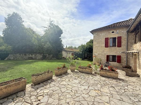 Bourg-de-Visa (82190) TARN ET GARONNE. BOURG DE VISA Superbe Maison Quercynoise en Pierre avec Maison d’Amis, Appartement, Piscine