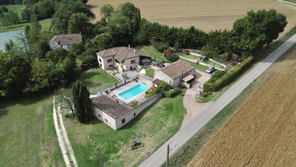 Bourg-de-Visa (82190) TARN ET GARONNE. BOURG DE VISA Superbe Maison Quercynoise en Pierre avec Maison d’Amis, Appartement, Piscine