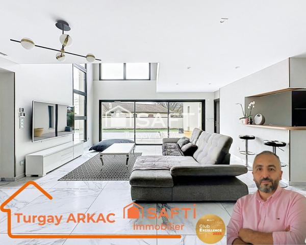 Une maison contemporaine d’exception où chaque espace s’ouvre sur l’extérieur et la lumière