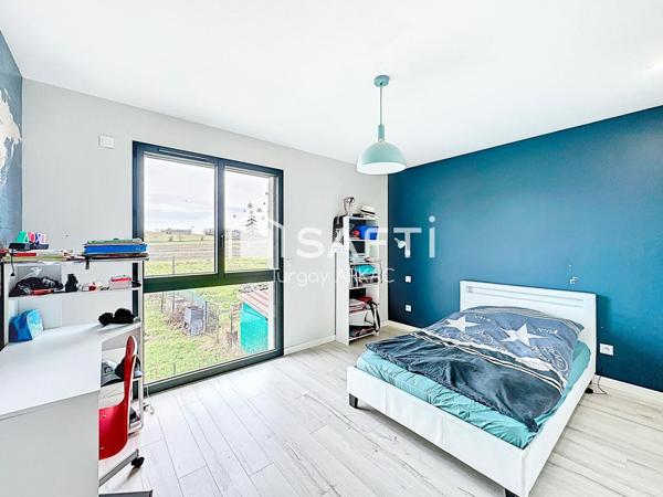 Une maison contemporaine d’exception où chaque espace s’ouvre sur l’extérieur et la lumière