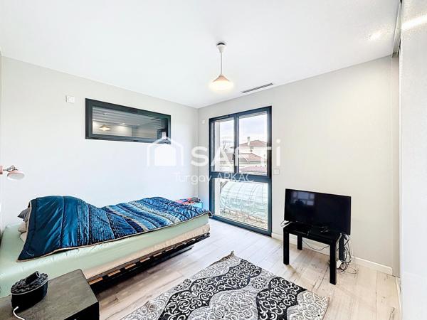 Une maison contemporaine d’exception où chaque espace s’ouvre sur l’extérieur et la lumière