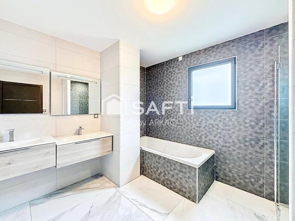 Une maison contemporaine d’exception où chaque espace s’ouvre sur l’extérieur et la lumière