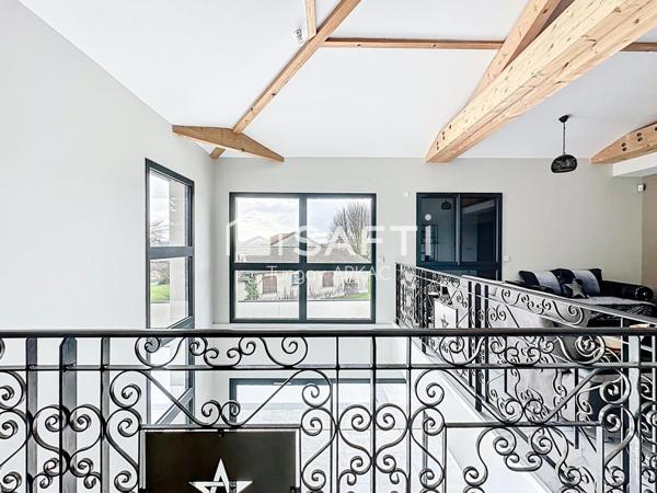 Une maison contemporaine d’exception où chaque espace s’ouvre sur l’extérieur et la lumière