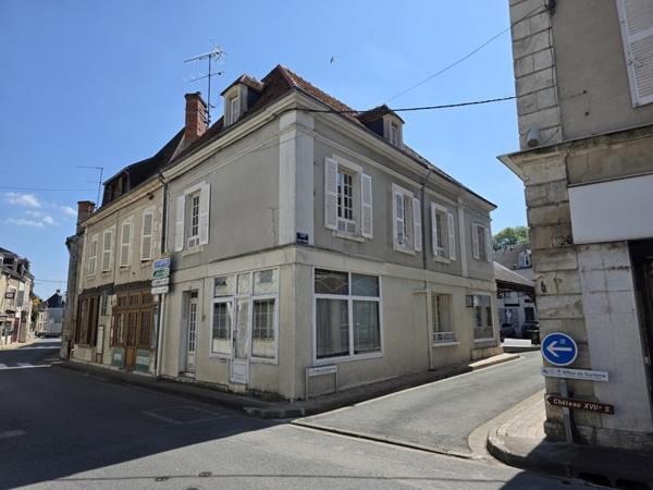 Maison à vendre |                                       Lignières |                                        7 pièces  |  157 m²