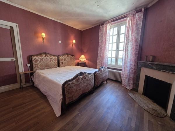 Maison à vendre |                                       Lignières |                                        7 pièces  |  157 m²