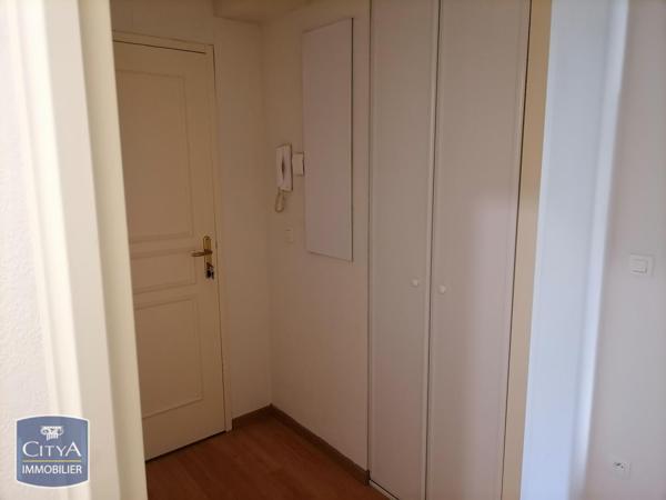 Appartement à louer 1 pièce 32.12m²