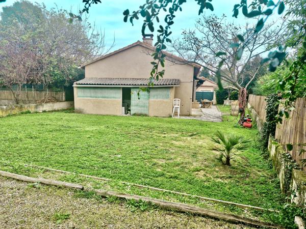 Orange (84100) Maison plain pied avec terrain