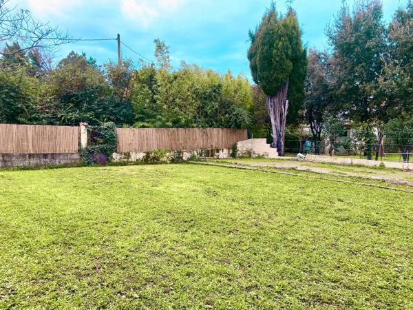 Orange (84100) Maison plain pied avec terrain