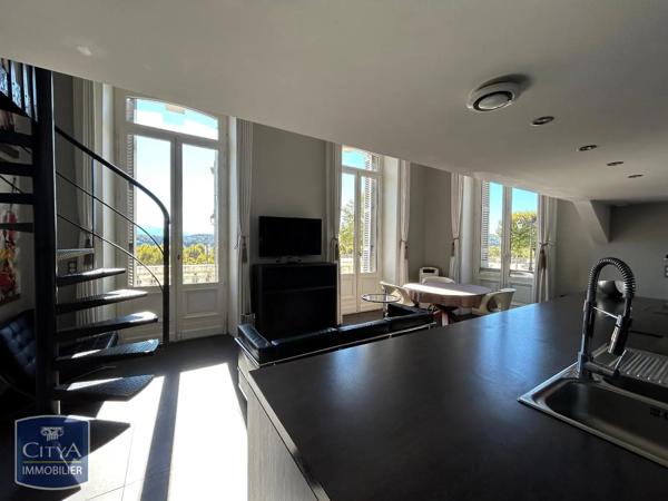 Appartement à louer 2 pièces 65.49m² Pau (64000)