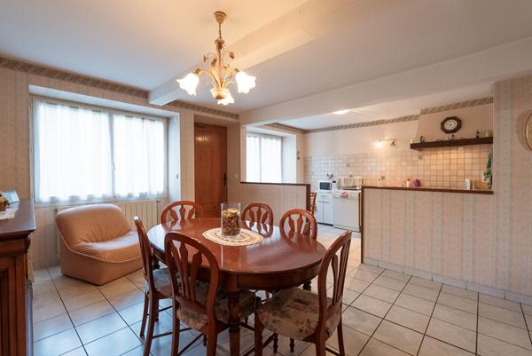 CARCASSONNE ST HILAIRE Maison de village T5 170m² (101m² hab.) avec garage et PAC