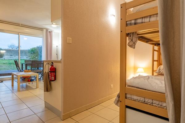 CARCASSONNE – AZILLE Appartement T2 BIS 44.2m². avec terrasse, parking, et piscine commune