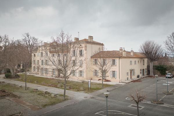 CARCASSONNE – AZILLE Appartement T2 BIS 44.2m². avec terrasse, parking, et piscine commune