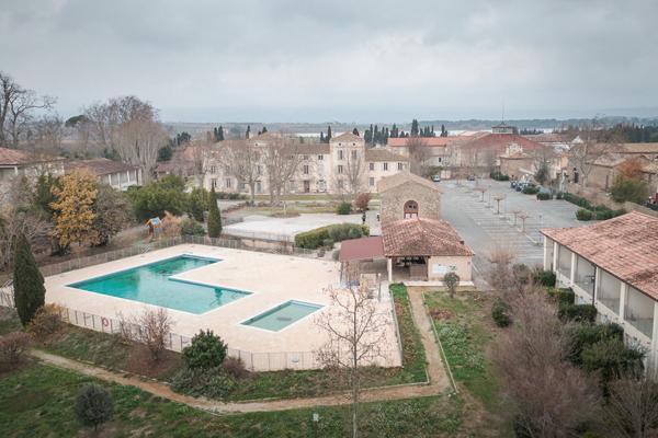 CARCASSONNE – AZILLE Appartement T2 BIS 44.2m². avec terrasse, parking, et piscine commune