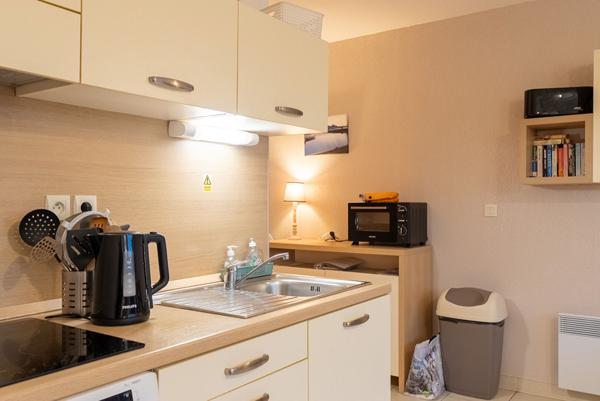 CARCASSONNE – AZILLE Appartement T2 BIS 44.2m². avec terrasse, parking, et piscine commune